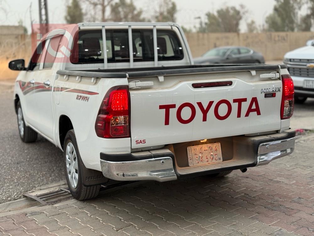 تويوتا هايلوكس